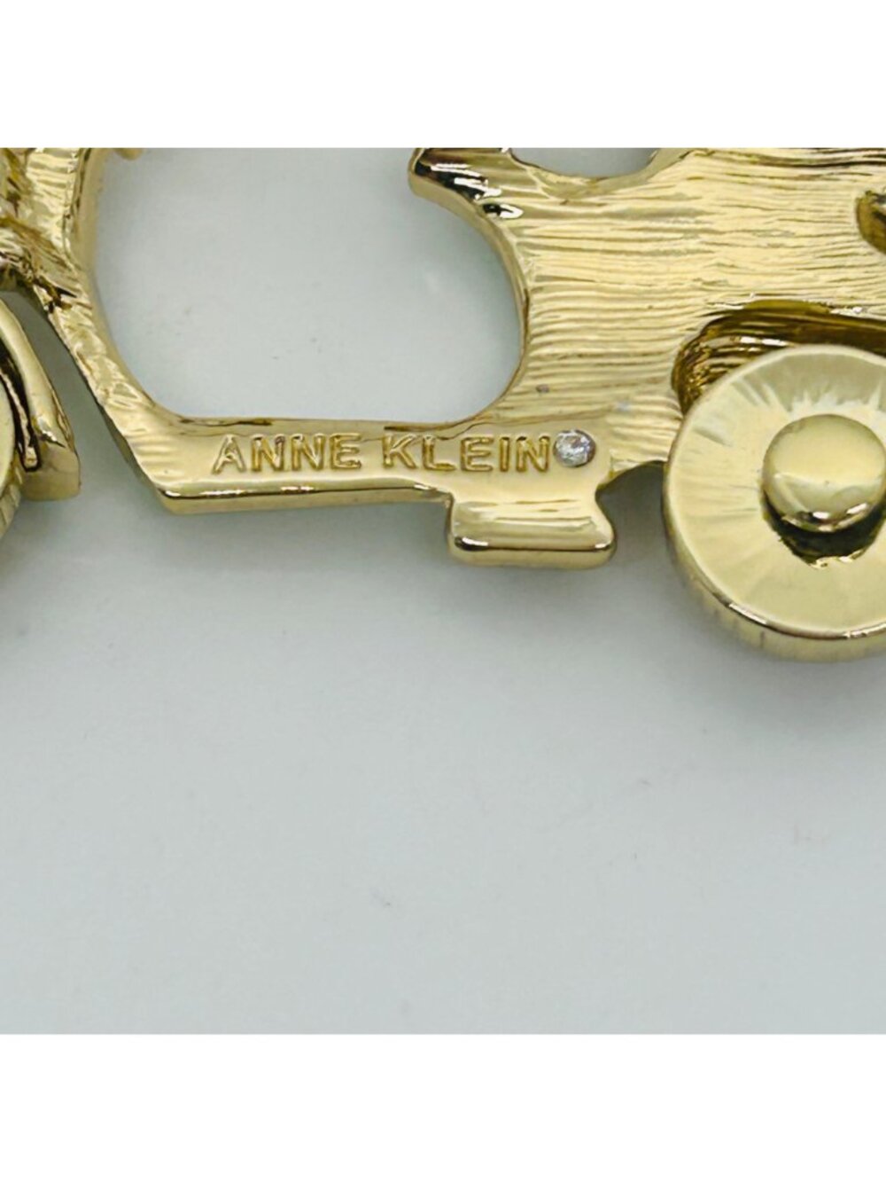 Anne Klein Green Enamel Scooter Brooch With Dog & Flower Rhinestone Accents - Picture 8 of 11